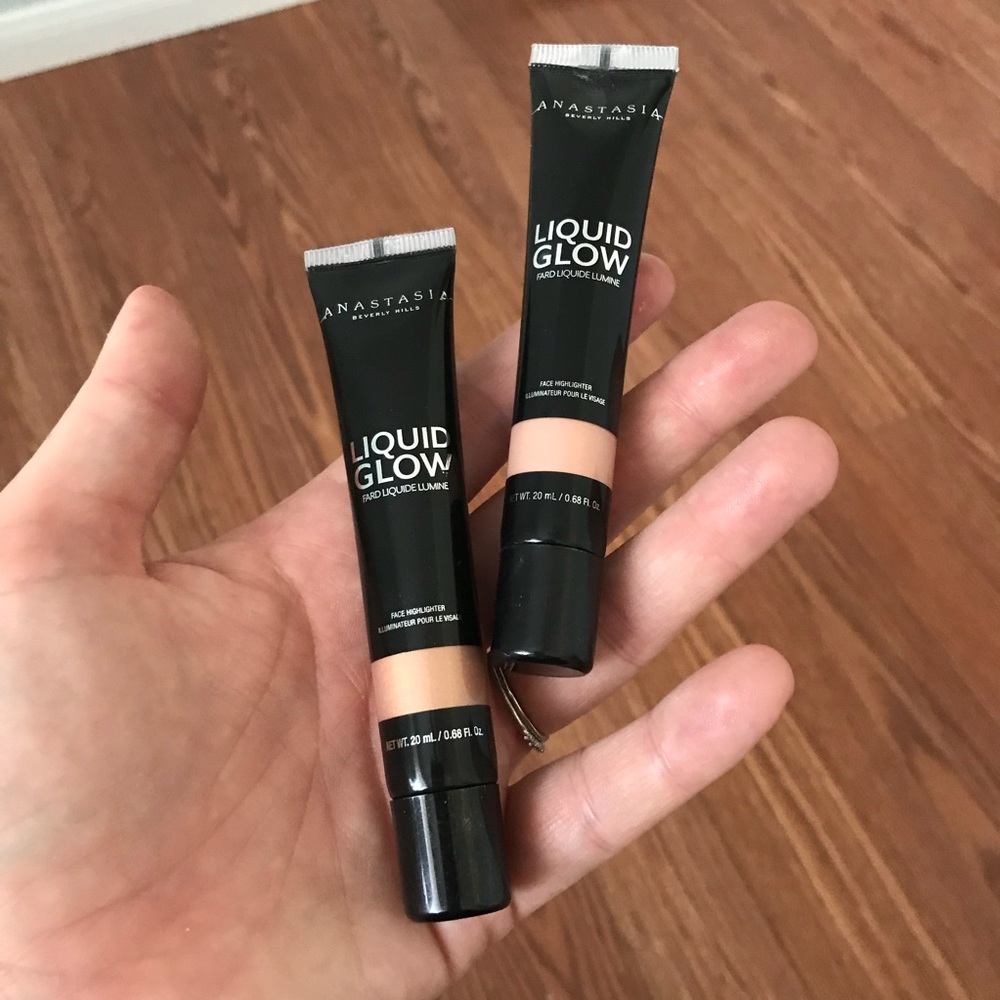 Anastasia Liquid Glow